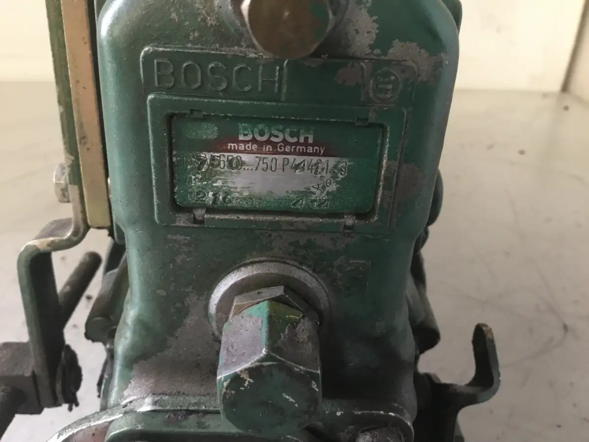 POMPE À CARBURANT BOSCH 0401676756 D'OCCASION - Image 3