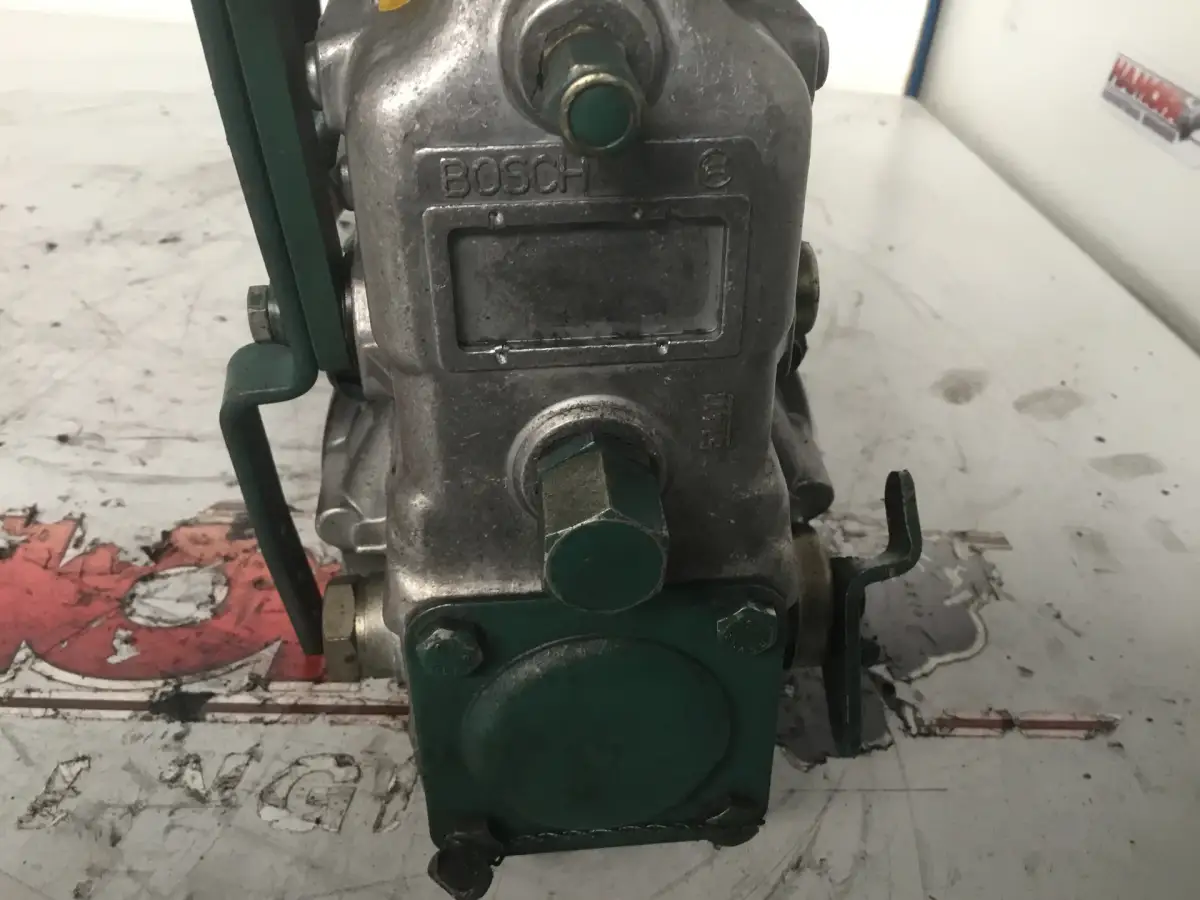 BOMBAS DE COMBUSTIBLE BOSCH 0401876272 USADA - Imagen 2