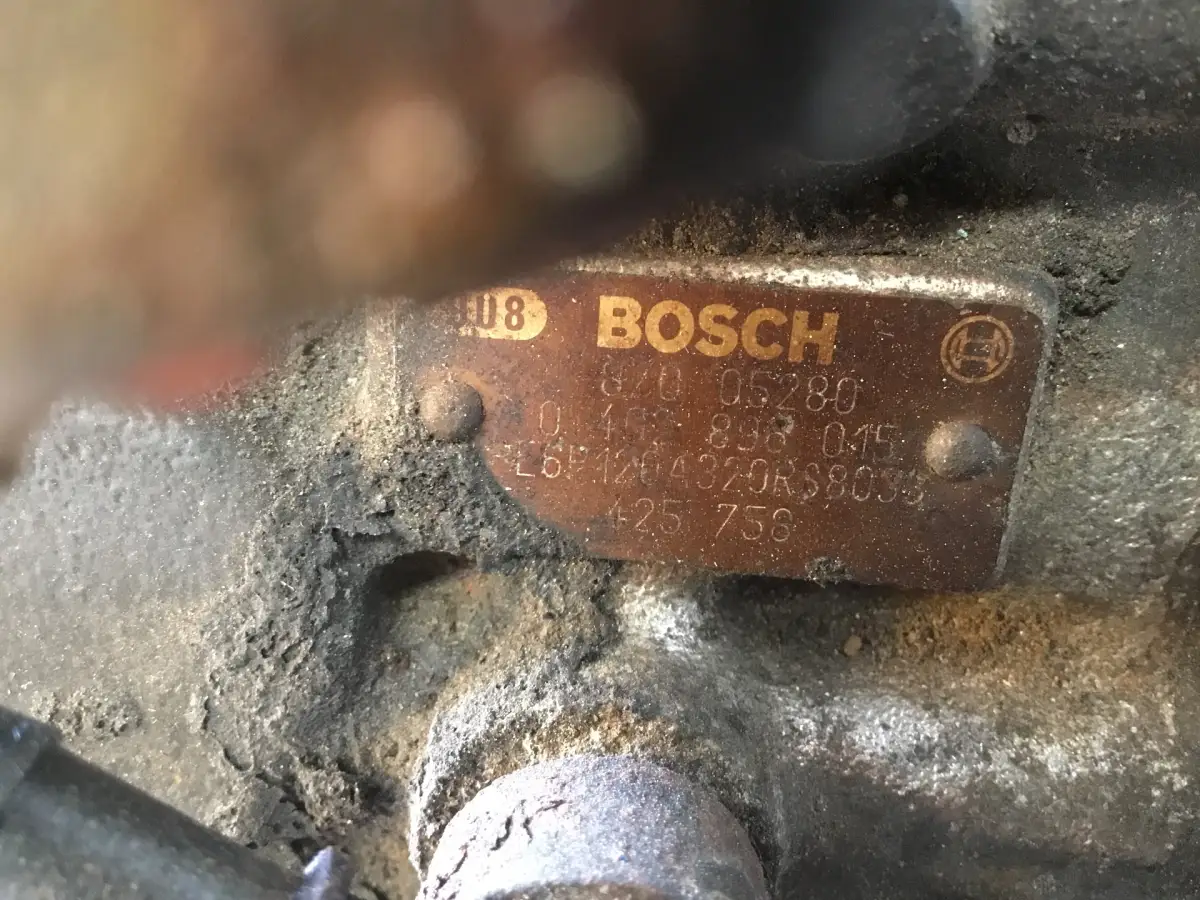 BOMBA DE COMBUSTIBLE BOSCH 0402896015 USADA - Imagen 4