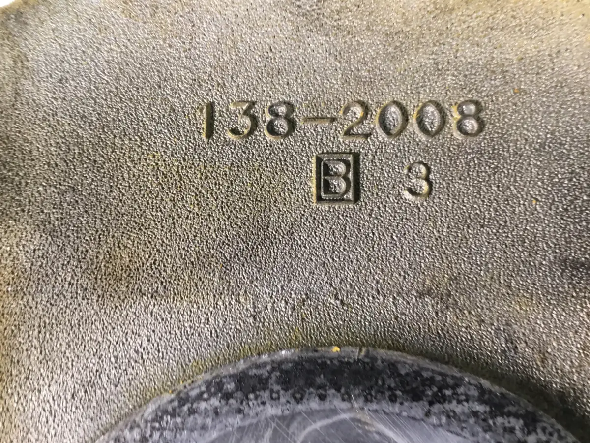USED CATERPILLAR TIMING HOUSING 1382008 - Picture 2