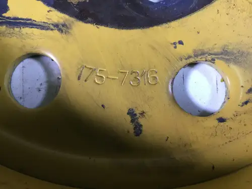 CATERPILLAR ШЕСТЕРНЯ КРЕНШТЕЙН 1757316 Б/У - Миниатюра 2