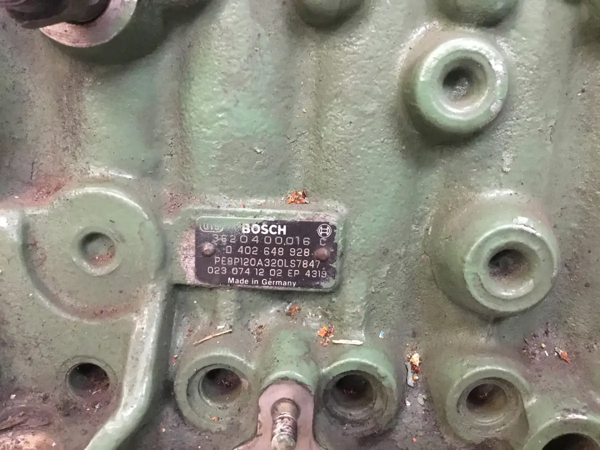 BOMBA DE COMBUSTIBLE BOSCH USADA 0402648928 - Imagen 4
