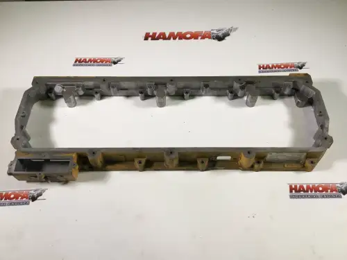 CATERPILLAR ПРОМЕЖУТОЧНАЯ КРЫШКА КЛАПАНА 2764831 Б/У - Миниатюра 1