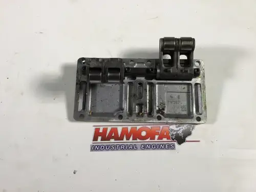 CATERPILLAR VALVE COVER 7W3871 USED