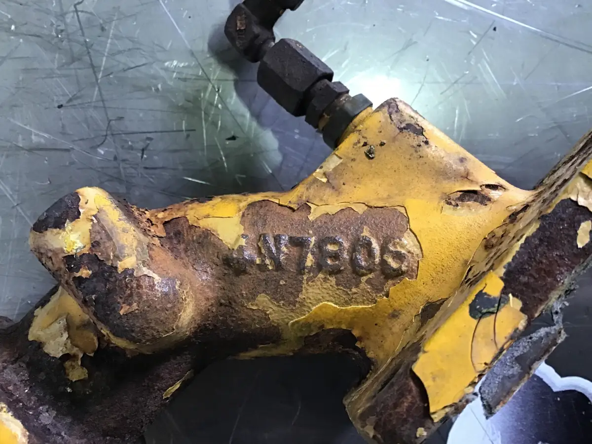 CATERPILLAR CODO DE AGUA 4N7806 USADO - Imagen 2