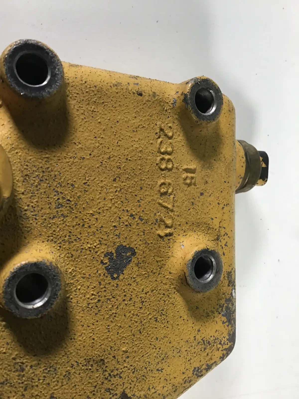CATERPILLAR THERMOSTAT HOUSING 2386721 USED - Picture 2
