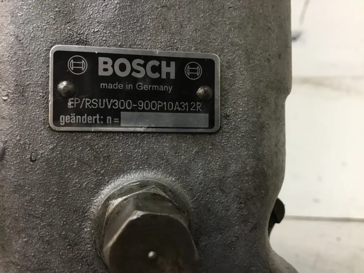 BOMBA DE COMBUSTIBLE BOSCH 0401876150 USADA - Imagen 3