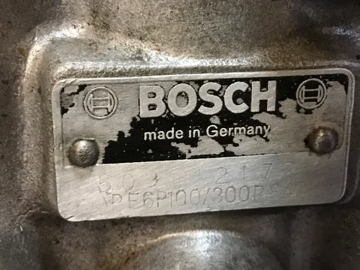 BOMBAS DE COMBUSTIBLE BOSCH 0411806036 USADAS - Imagen 2