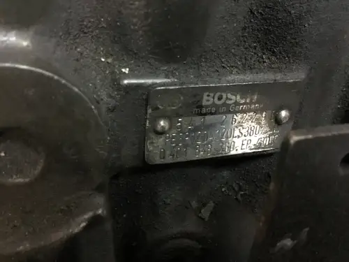 POMPE À CARBURANT BOSCH 0401848760 D'OCCASION - Miniature 4