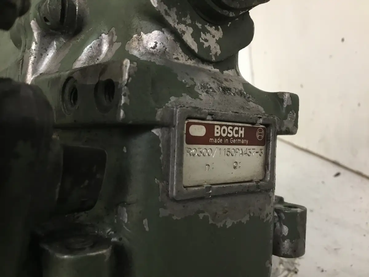 BOSCH FUEL PUMP 0401848755 USED - Picture 3