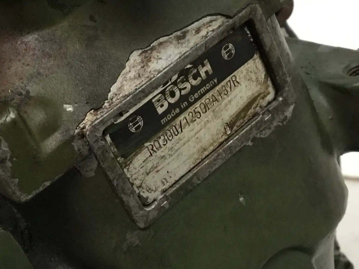 POMPE À CARBURANT BOSCH 0401848038 D'OCCASION - Image 3