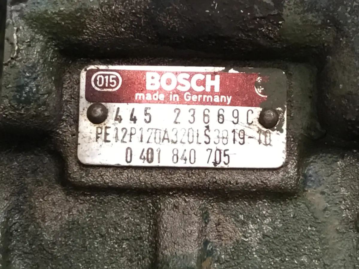 BOSCH FUEL PUMP OVERHAUL 0401840705 USED - Picture 3