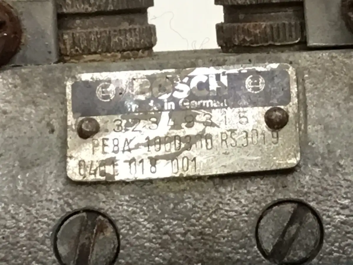 BOMBA DE COMBUSTIBLE BOSCH 0401018001 USADA - Imagen 4