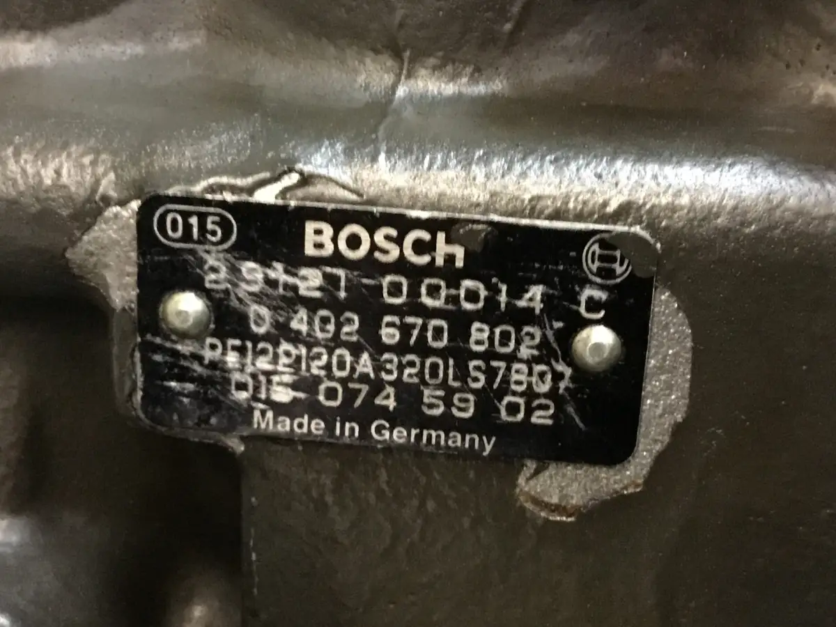 BOSCH FUEL PUMP 0402670802 USED - Picture 3