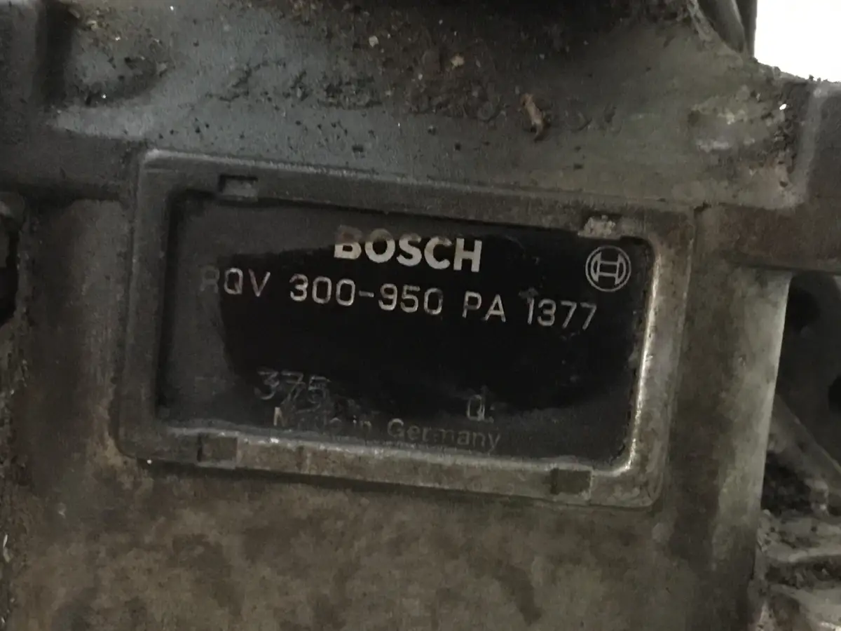 BOMBA DE COMBUSTIBLE BOSCH 0402646704 USADA - Imagen 2