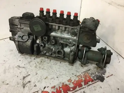 POMPE À CARBURANT BOSCH 0401846938 D'OCCASION - Miniature 1