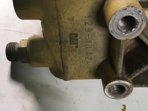 CATERPILLAR КОРПУС ТОПЛИВНОГО ФИЛЬТРА 1291142 Б/У - Миниатюра 3