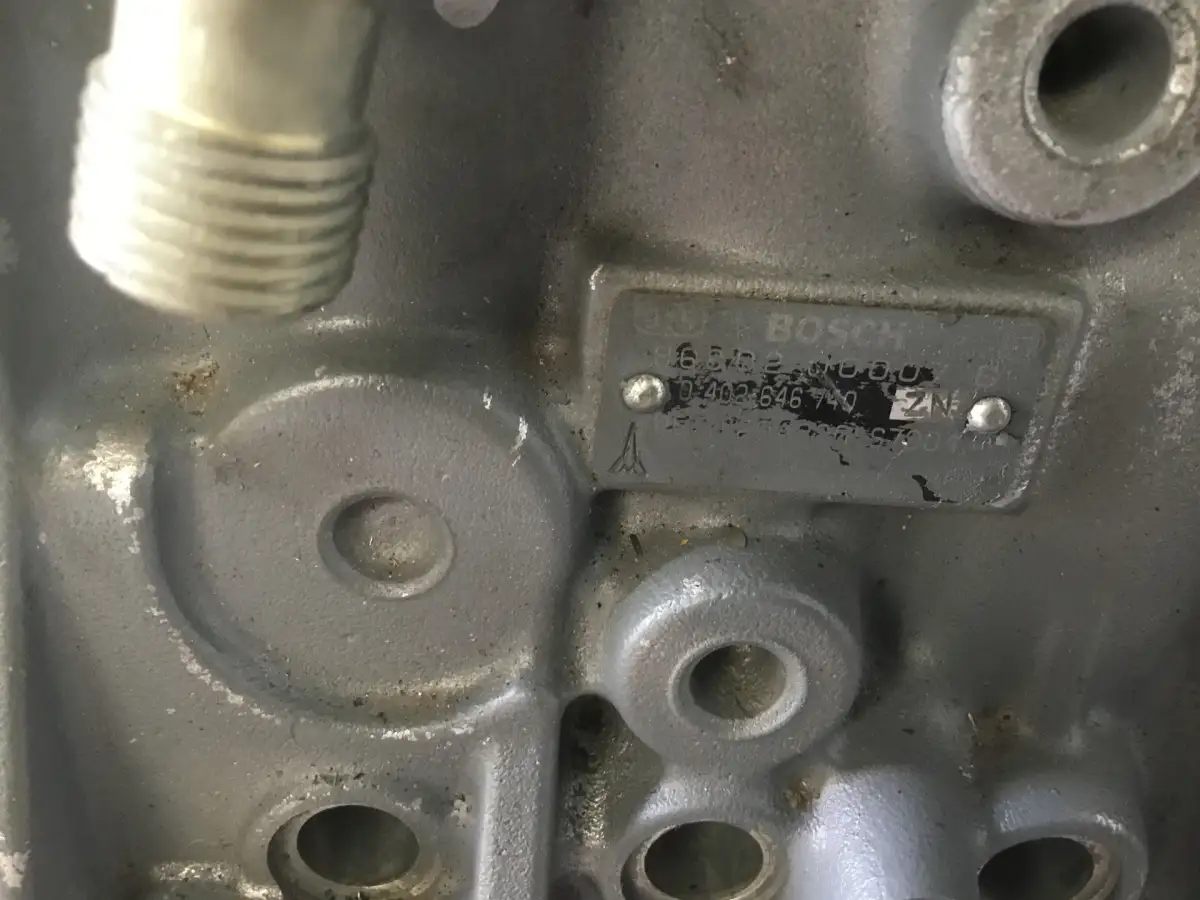 BOMBAS DE COMBUSTIBLE BOSCH 0402646740 USADA - Imagen 4