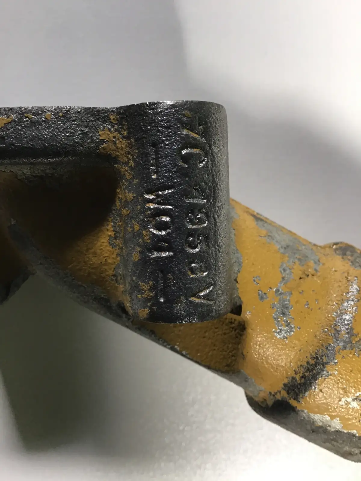 LÍNEA DE RETORNO DE TURBO COMPRESOR CATERPILLAR 7C1958 USADA - Imagen 2