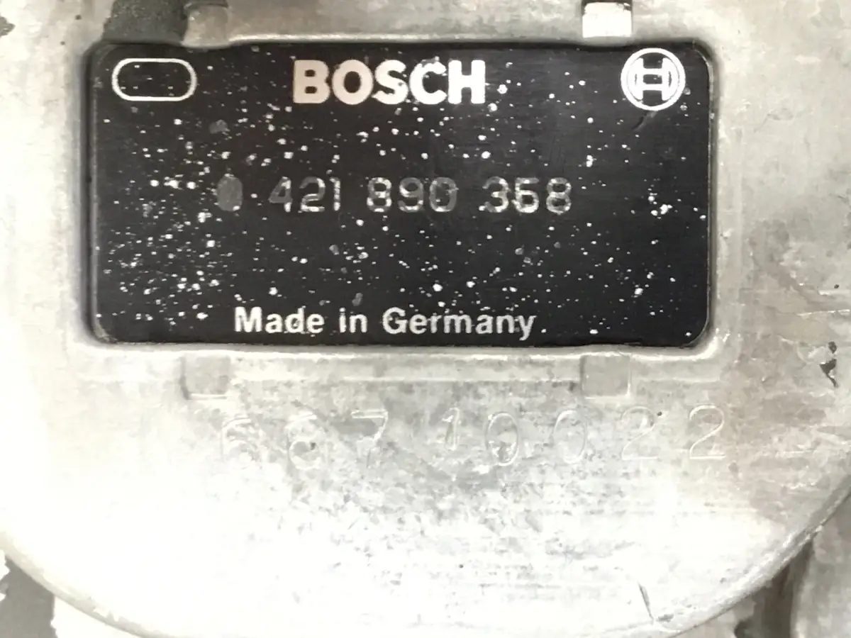 BOMBA DE INYECCIÓN BOSCH USADA 0402798201 - Imagen 2