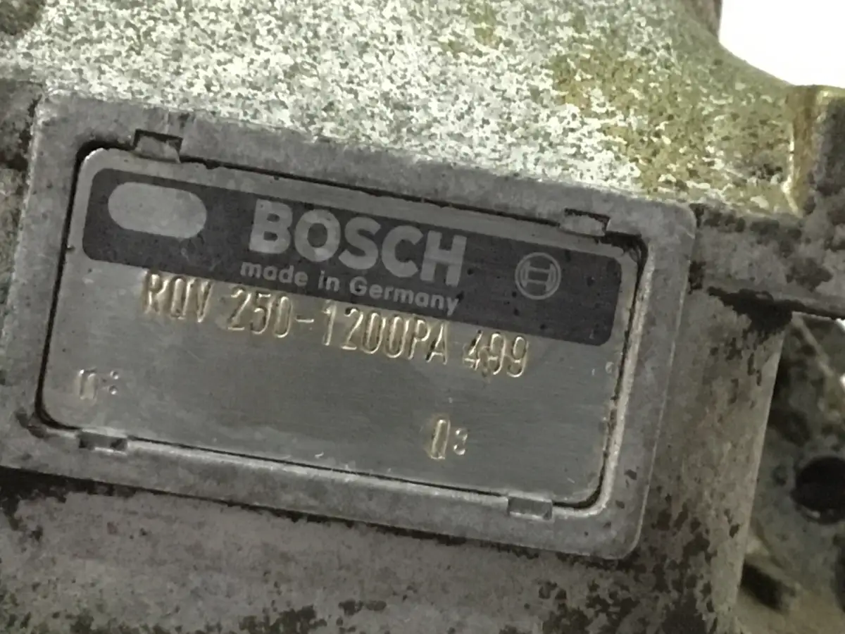 BOMBA DE COMBUSTIBLE BOSCH 0401846433 USADA - Imagen 2