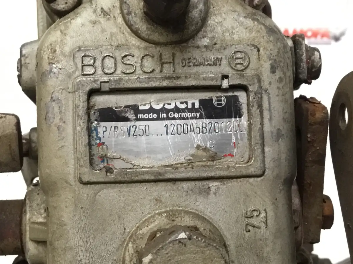 BOMBA DE COMBUSTIBLE BOSCH 0400676151 USADA - Imagen 2