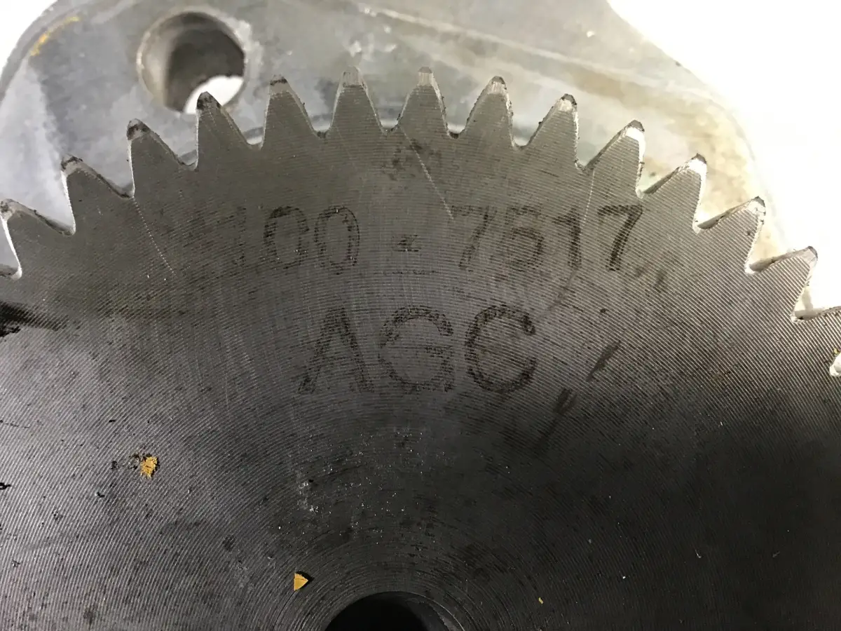 CATERPILLAR ENGRANAJE HELICOIDAL PTO 1007517 USADO - Imagen 2