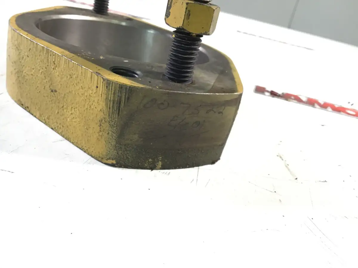 CATERPILLAR FLANGE 1007522 USED - Picture 2