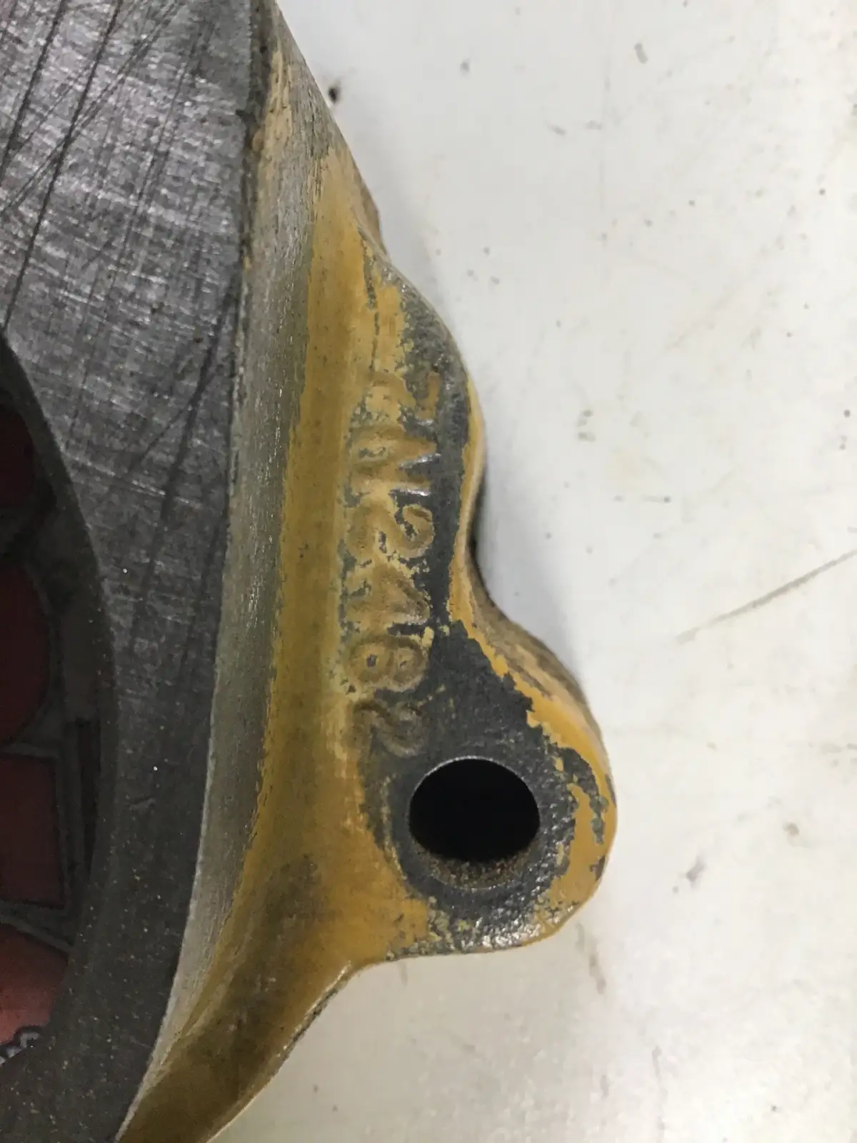 CATERPILLAR ADAPTER CONNECTION 7N2482 USED - Picture 2