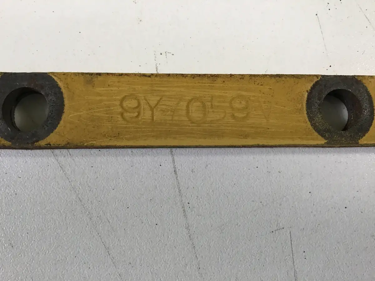 PLACA DE BLOQUEO CATERPILLAR 9Y7059 USADA - Imagen 2