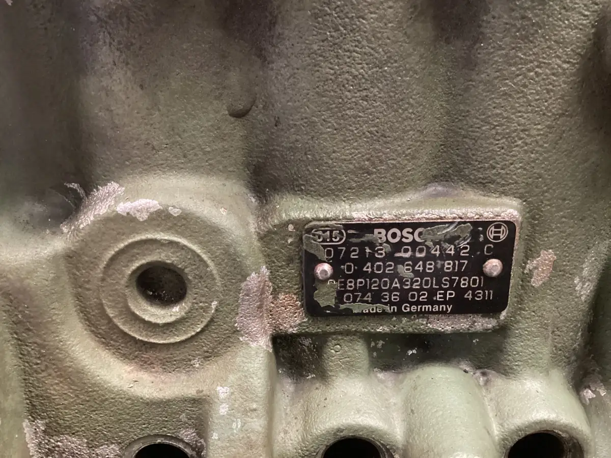 BOMBA DE COMBUSTIBLE BOSCH 0402648817 USADA - Imagen 3