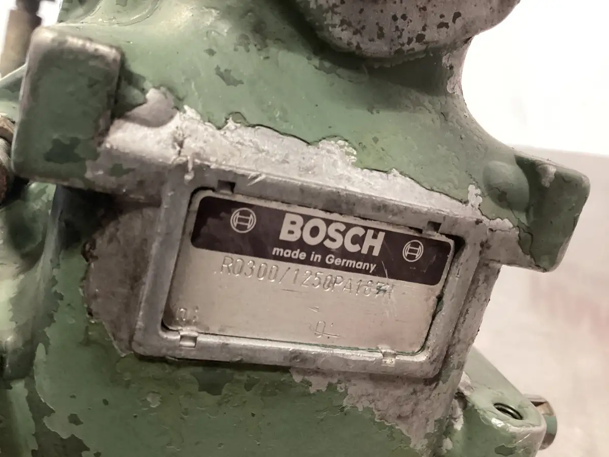 BOMBA DE COMBUSTIBLE BOSCH 0401848038 USADA - Imagen 2