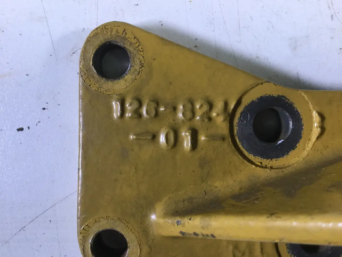 CATERPILLAR ALTERNATOR SUPPORT 1268240 USED - Picture 2
