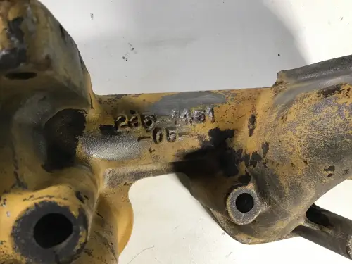 CATERPILLAR OIL LINE 2351451 USED - Thumb image 2