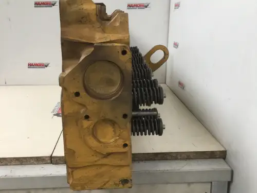 CATERPILLAR CYLINDER HEAD 7W2222 USED - Thumb image 2