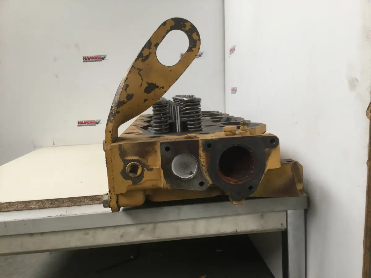 CATERPILLAR CYLINDER HEAD 7W2222 USED - Picture 5