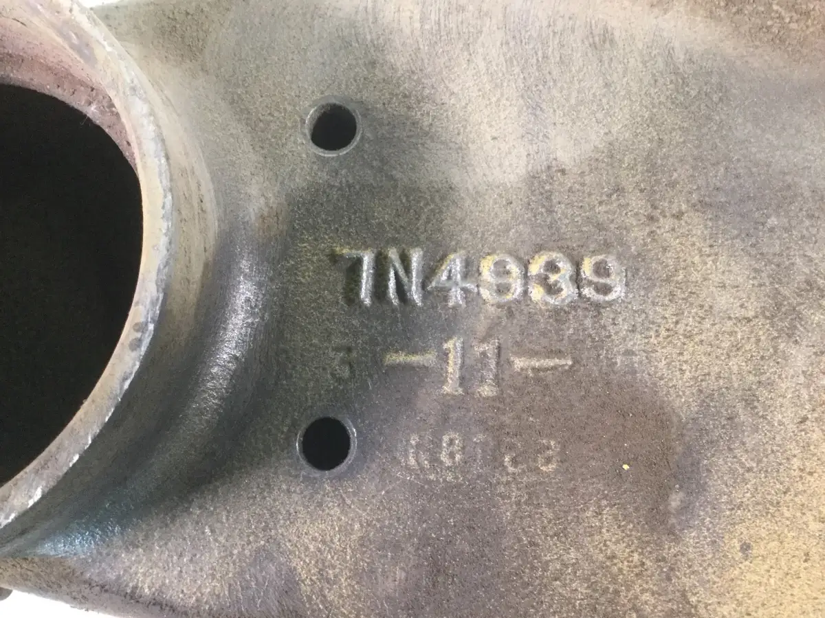 CATERPILLAR OIL COOLER COVER 7N4939 USED - Picture 3