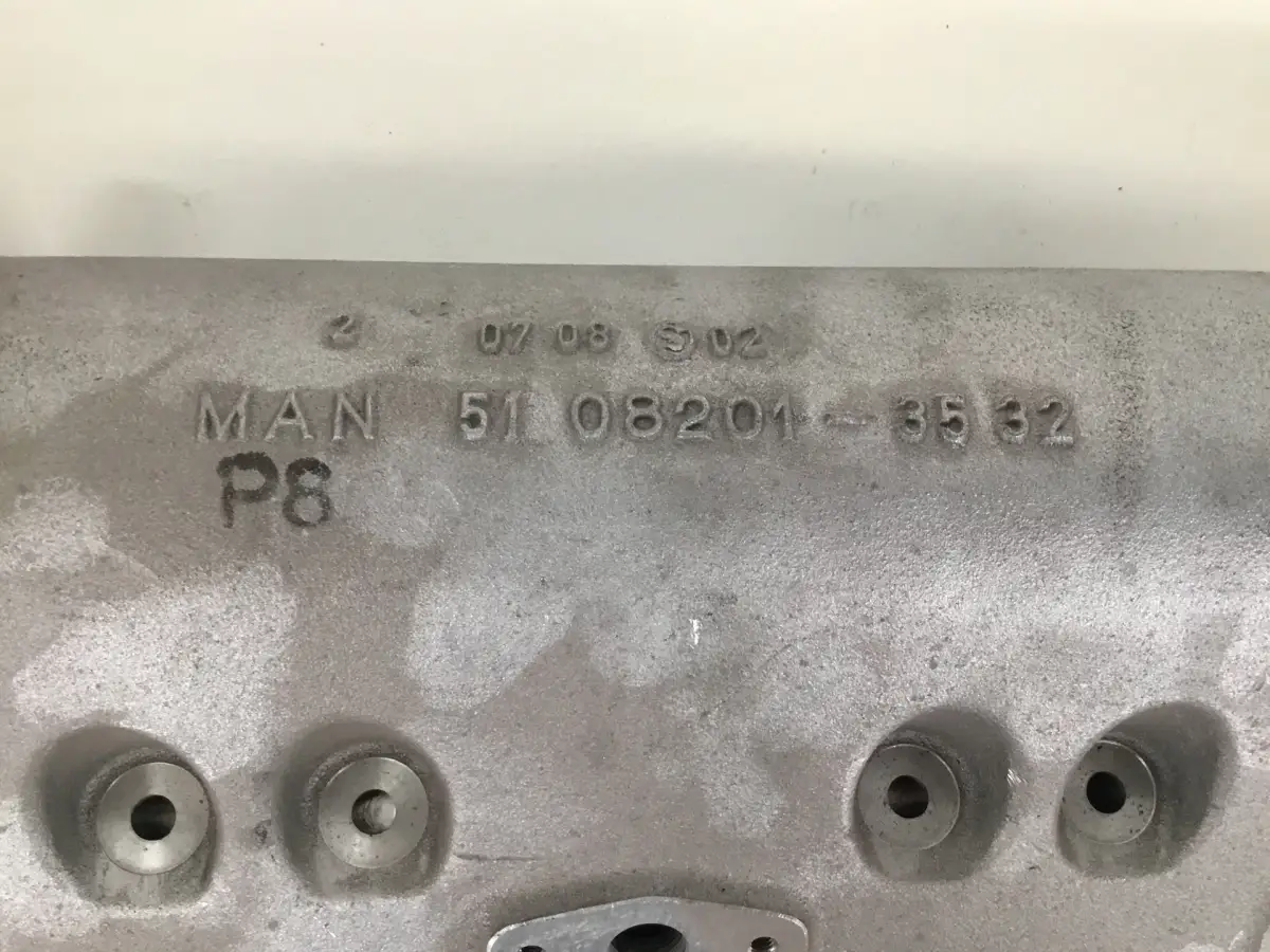 MAN INLET MANIFOLD 51082010367 USED - Picture 2