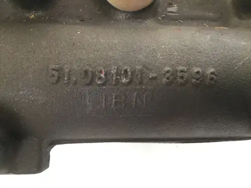 MAN EXHAUST MANIFOLD 51081010684 USED - Thumb image 2