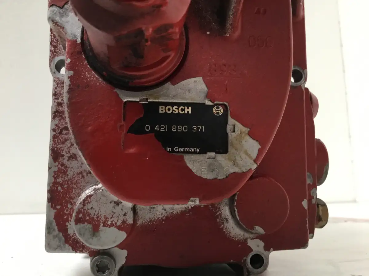 BOMBA DE COMBUSTIBLE BOSCH 0402796204 USADA - Imagen 2