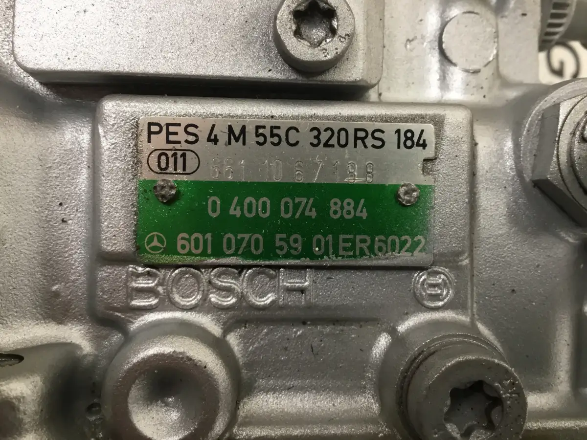 BOMBA DE COMBUSTIBLE BOSCH 0400074884 USADA - Imagen 3