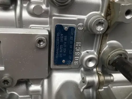 BOMBA DE COMBUSTIBLE BOSCH 0400074883 USADA - Imagen miniatura 3