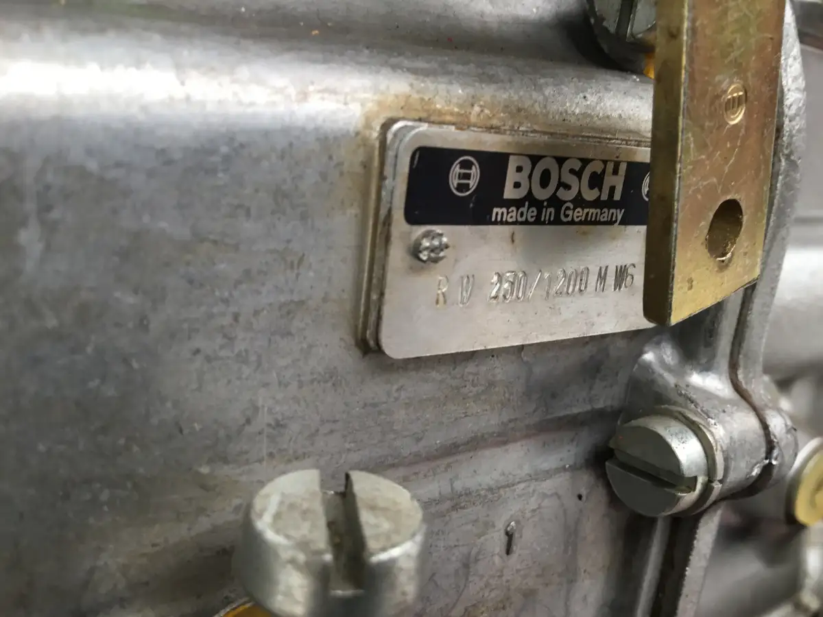 BOMBA DE COMBUSTIBLE BOSCH 0403346001 USADA - Imagen 2