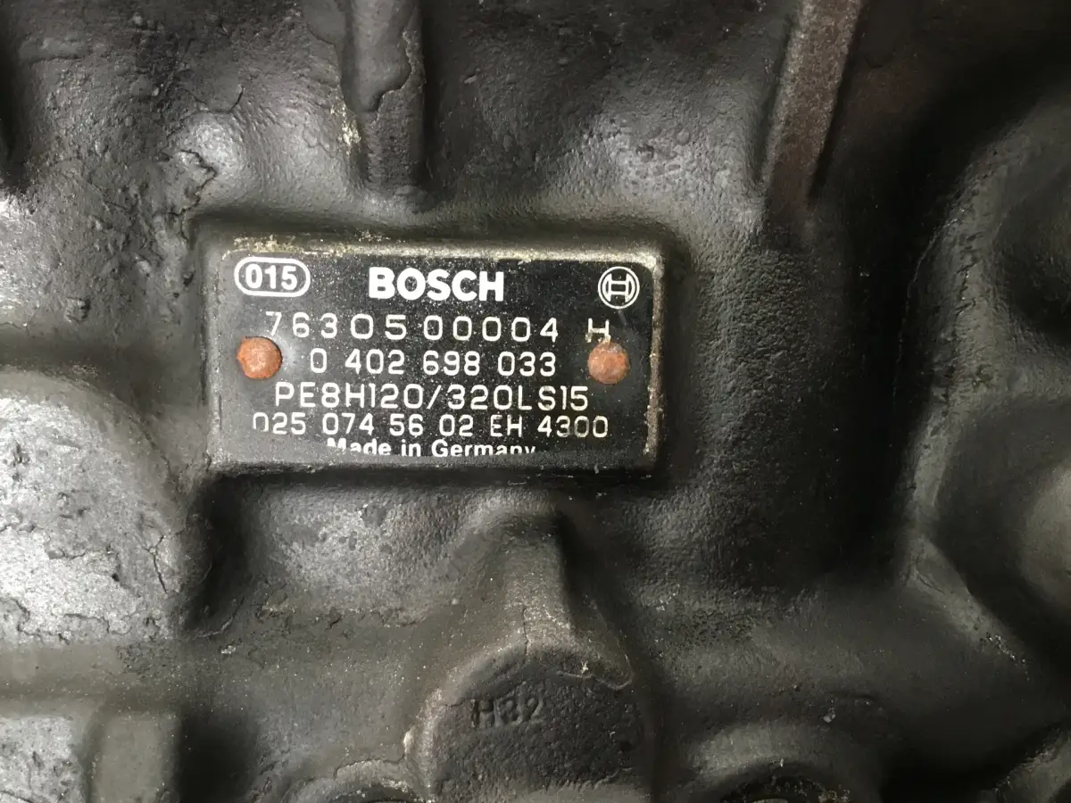 BOMBA DE COMBUSTIBLE BOSCH 0402698033 USADA - Imagen 3