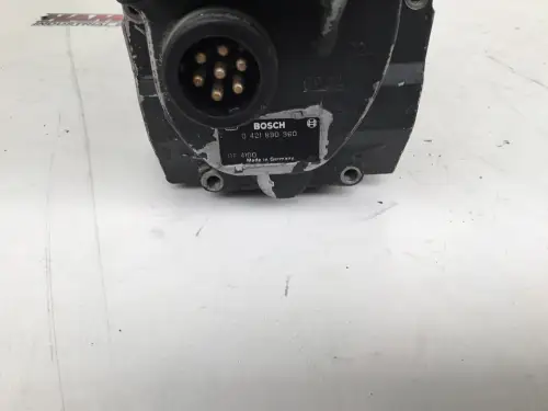 BOMBA DE COMBUSTIBLE BOSCH 0402796033 USADA - Imagen miniatura 2