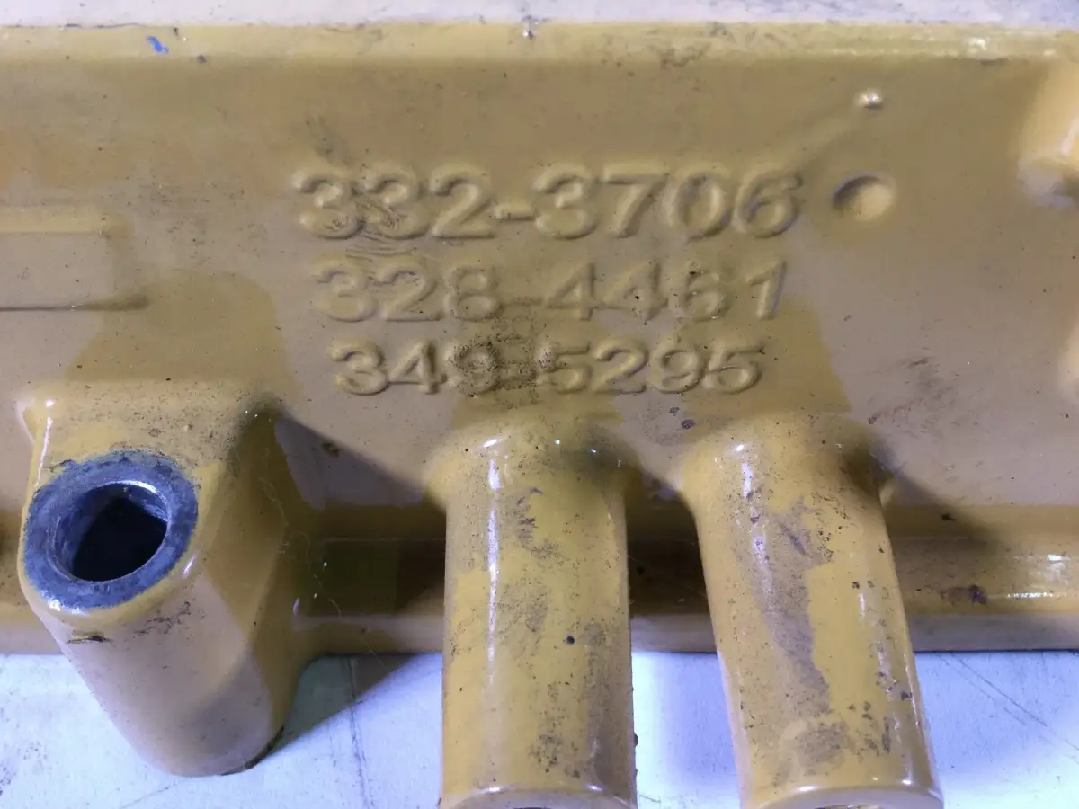 CATERPILLAR TUSSENPLAAT CILINDERKOP 3323706 GEBRUIKT - Afbeelding 2