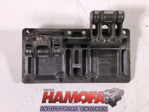 CATERPILLAR VALVE COVER 7W3871 USED