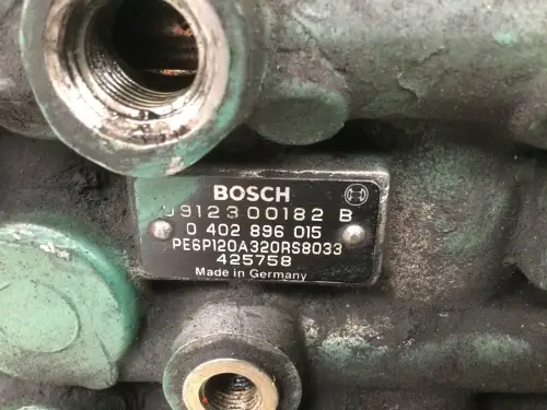 BOMBA DE COMBUSTIBLE BOSCH 0402896015 USADA - Imagen miniatura 4