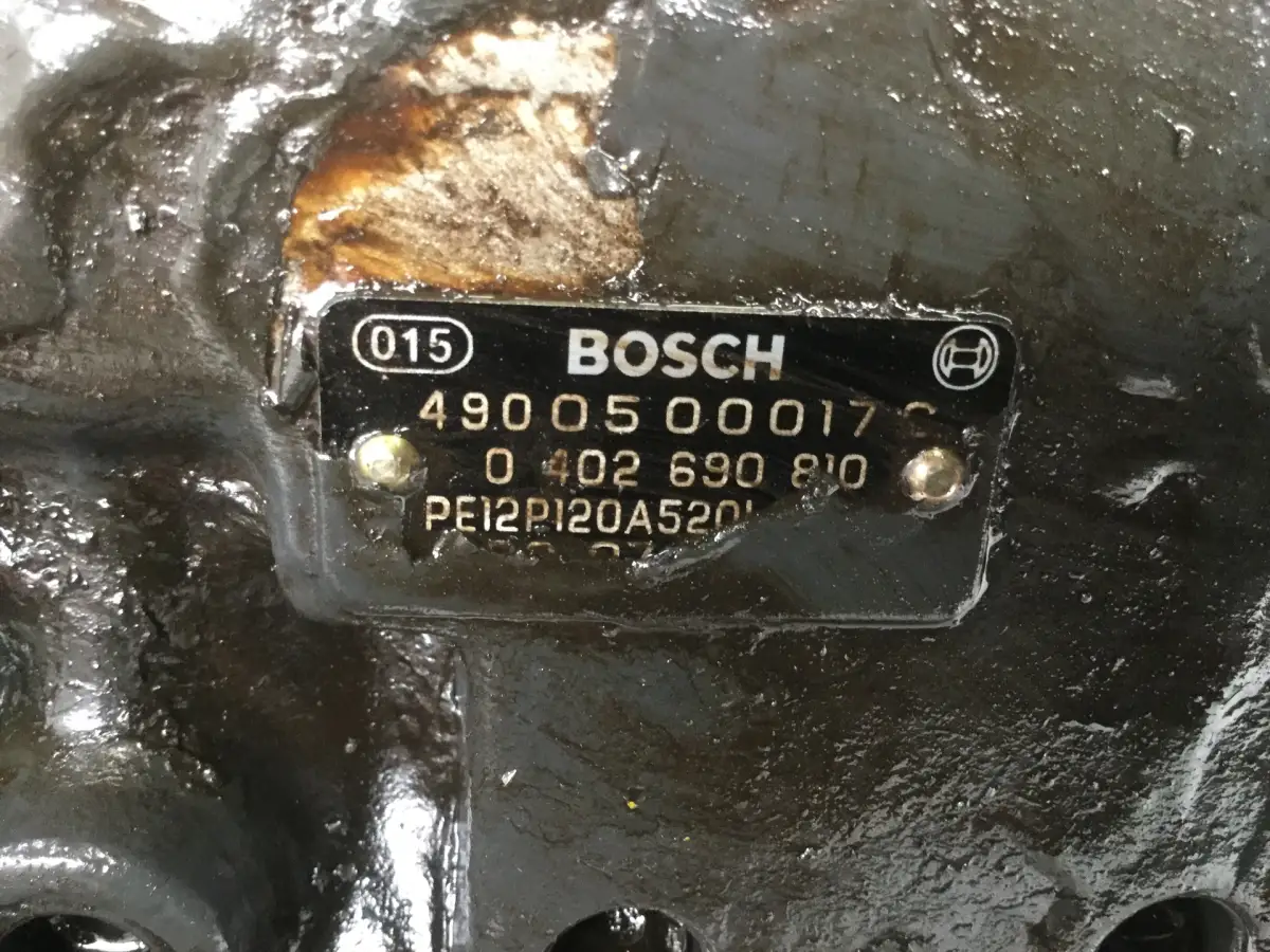 BOMBA DE COMBUSTIBLE BOSCH 0402690810 USADA - Imagen 4