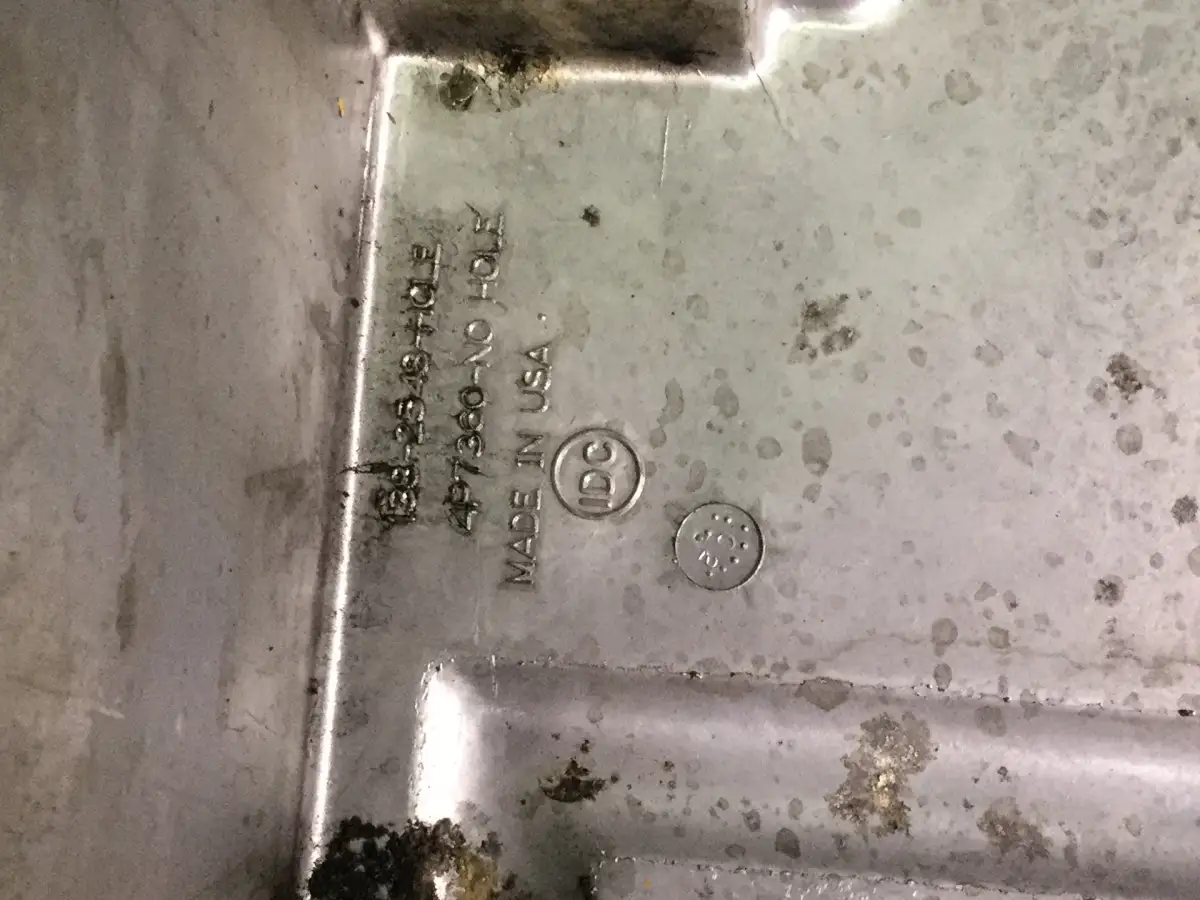 CATERPILLAR CARTER DE ACEITE 4P7360 USADO - Imagen 2